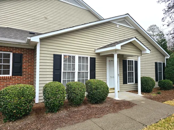 7532 Riverside Ct, Clemmons, NC 27012