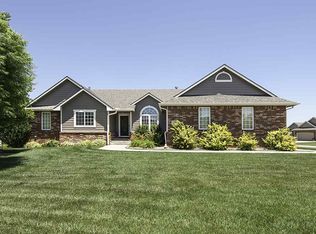 1010 S Zelta Ct, Wichita, KS 67207