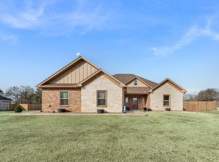 268 Rs County Rd #1189, Emory, TX 75440