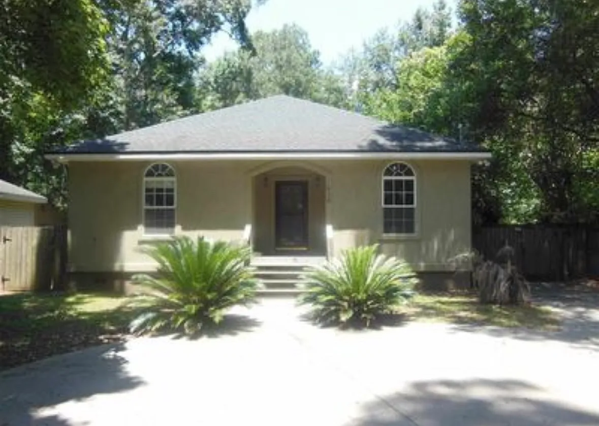 4 bed, 2224 sqft, $2,050 — Photo 4