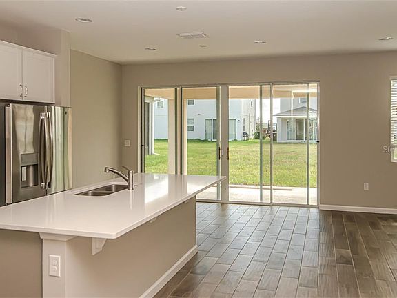 4th image of 347 Buchannan Dr