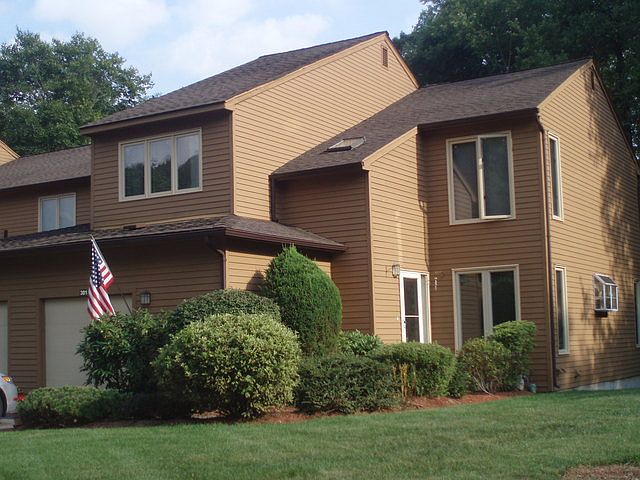 1st image of 301 Beechwood Ln #301