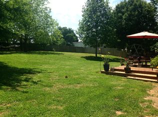 209 W Elm Ave, Holly Springs, NC 27540