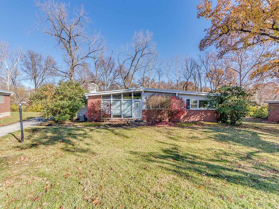1st image of 8435 Louwen Dr