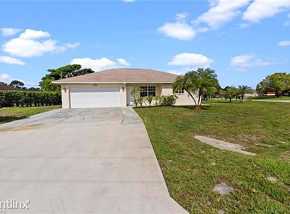 2nd image of 27562R Pinecrest Ln