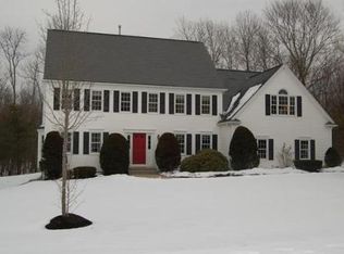 9 Wadsworth Farm Rd, Franklin, MA 02038