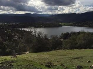 17166 Greenridge Rd, Hidden Valley Lake, CA 95467