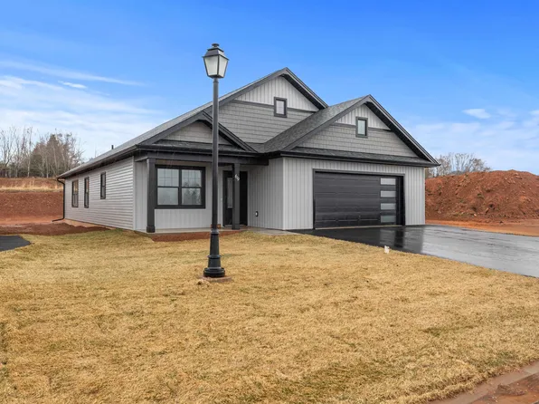 69 Alice Ave, Charlottetown, PE C1C 0V2