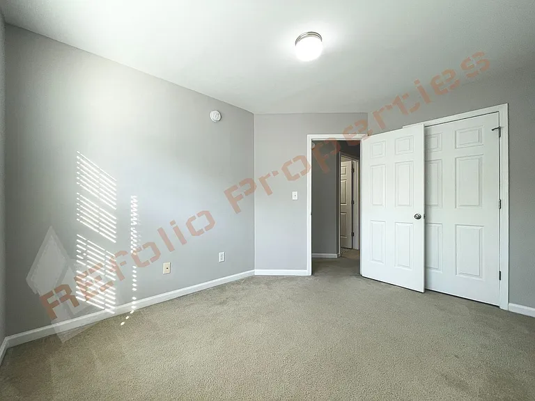 2452 Bay Harbor Dr — Photo 17