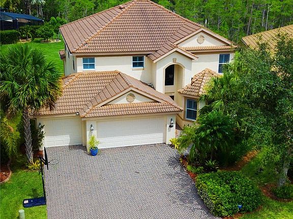 2nd image of 13895 Farnese Dr