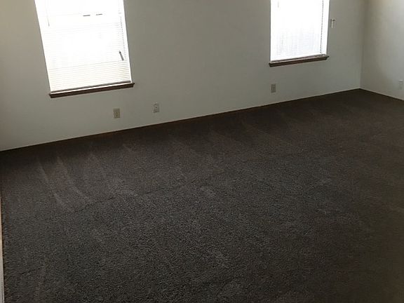 4th image of 2317 Teakwood Way