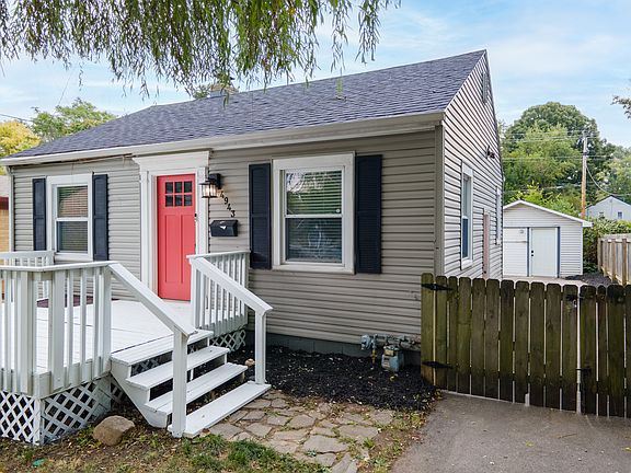 2nd image of 4943 Indianola Ave