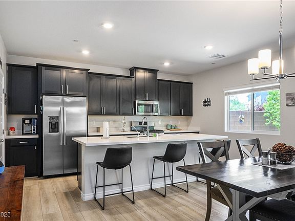 5th image of 7009 Judith River St
