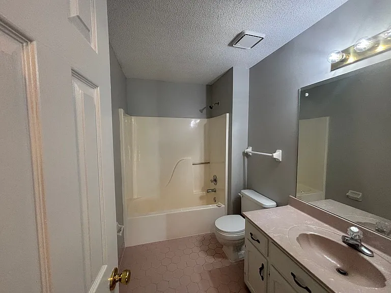 3015 Milkyway Dr — Photo 19