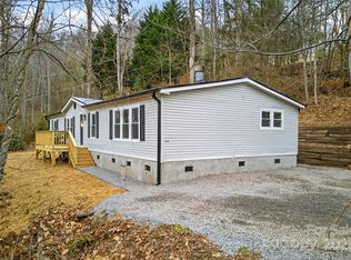 116 Samantha Dr, Fairview, NC 28730