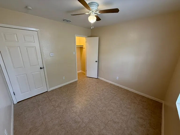 126 Atlanta Dr — Photo 15