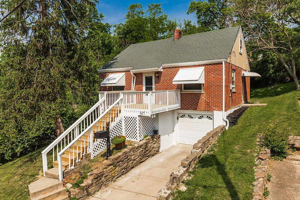 347 Riddle Pl photo 1