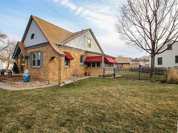 3rd image of 3118 Stone Park Blvd