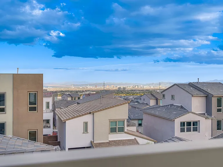 668 Pyrite Will St — Photo 32