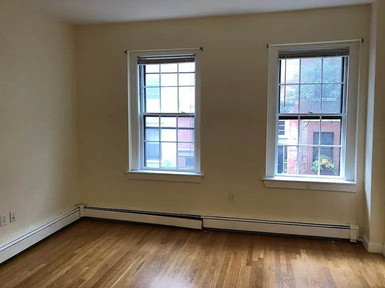 30 Phillips St #1 — Photo 2