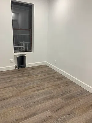 Rented by REAL New York | media 19