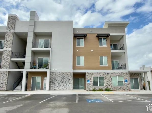2342 E 830 S Unit 32, Spanish Fork, UT 84660