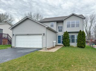 636 N California Ave, Mundelein, IL