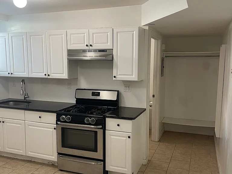 72 Byrne Ave #2 — Photo 3