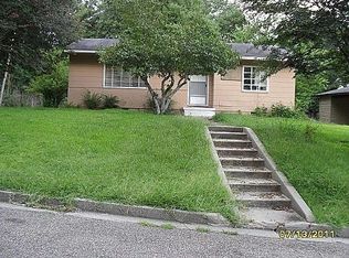 210 Easy St, Vicksburg, MS 39183