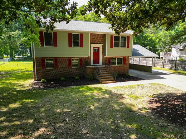 13308 Old Stage Rd, Chester, VA 23836
