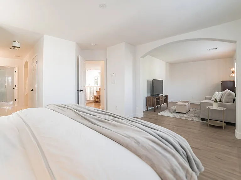 10470 Sky Gate St — Photo 14