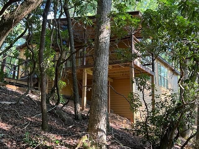 1st image of 49 Creekside Dr
