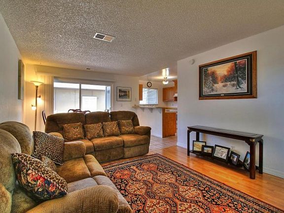 4th image of 3455 Bathgate Ln