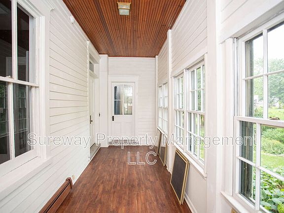 3rd image of 16 Union St
