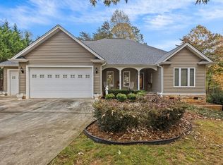 216 Valley Creek Dr, Westminster, SC 29693