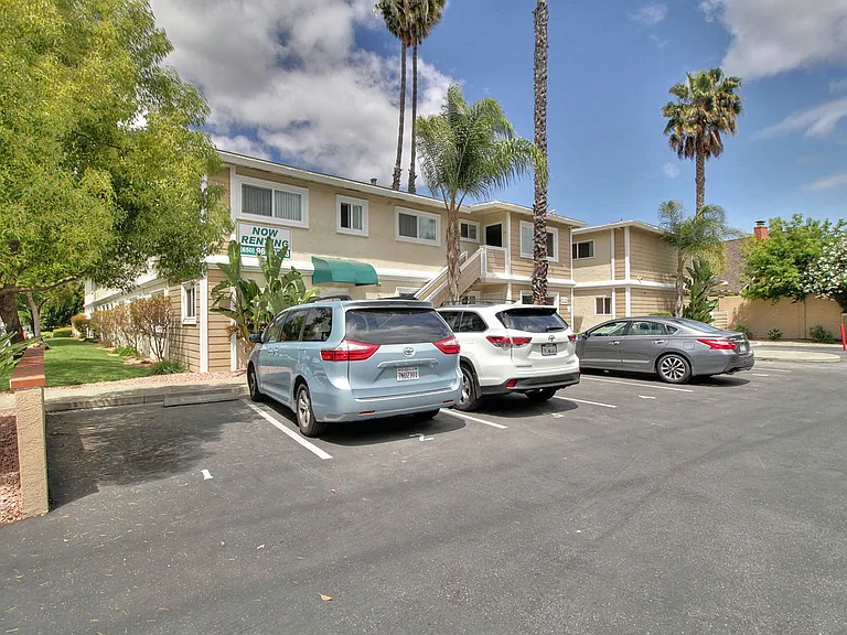 786 Reseda Dr #14 — Photo 15