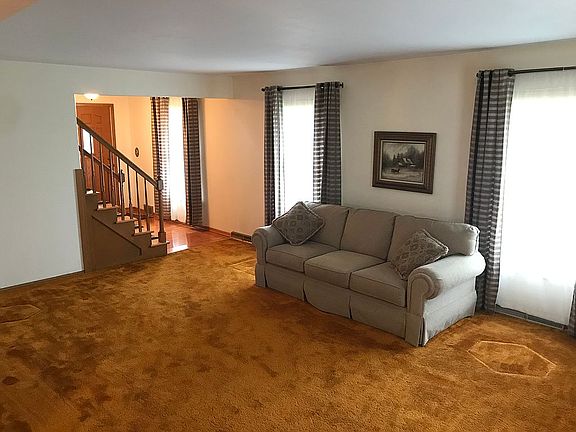 4th image of 13810 W Park Ave