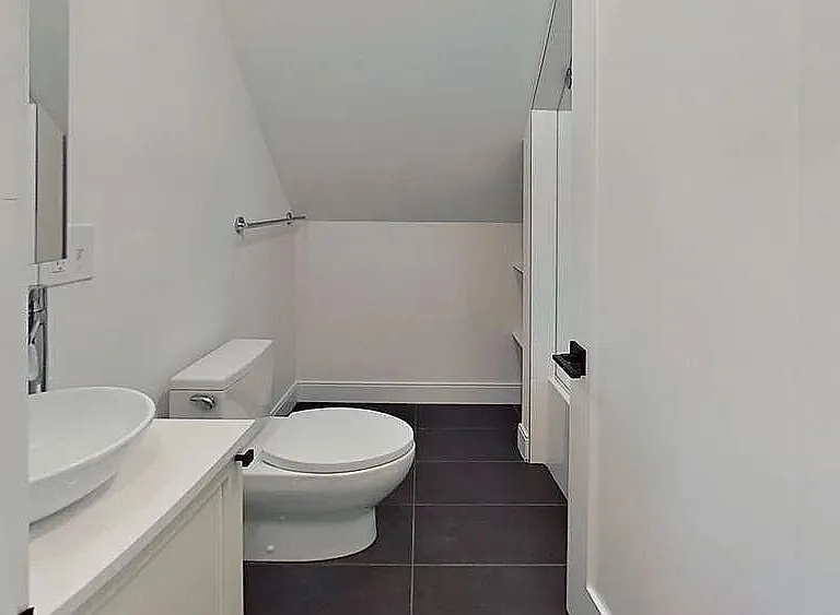 46 Ridgemont St #3 — Photo 6