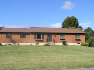 29 White Farm Rd, Wingdale, NY 12594