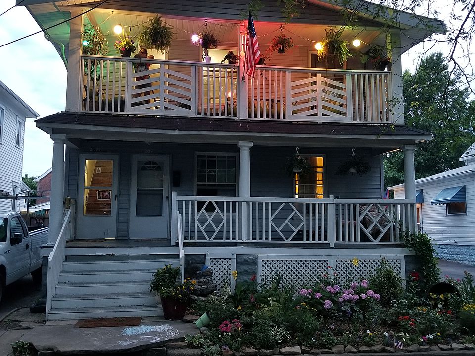 1st image of 2078 Lark St