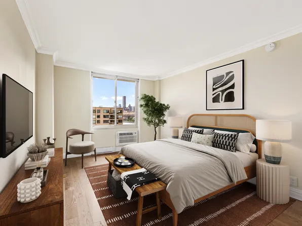 555 Main Street image 5 of 17