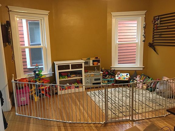 3rd image of 456 Auburn Ave #2