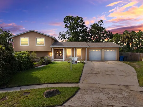 7001 Baywood Ct, Tampa, FL 33615