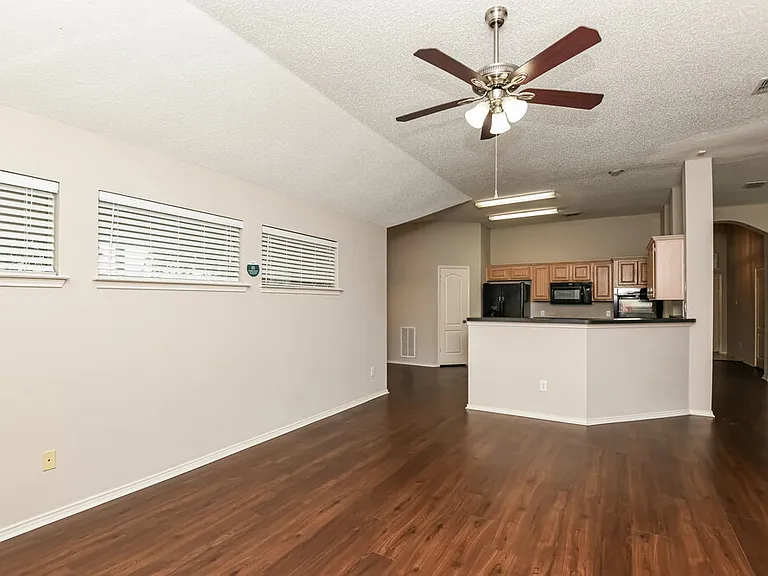 4336 Estes Park Rd — Photo 4