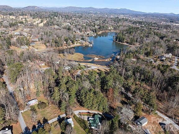 5th image of 114 Oscelake Way