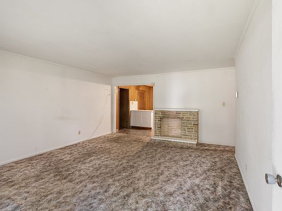 4th image of 710 Glenn Ave