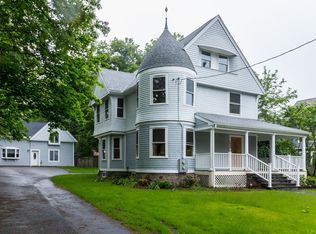 1099 Walnut St, Newton, MA 02461
