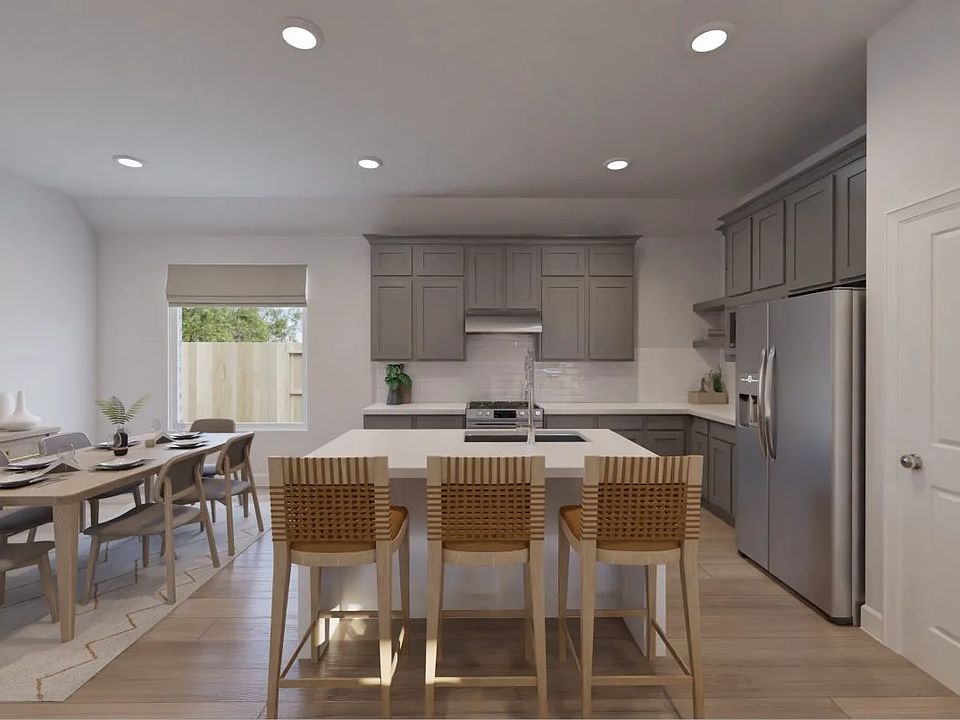 2nd image of 5819 Starling Dr