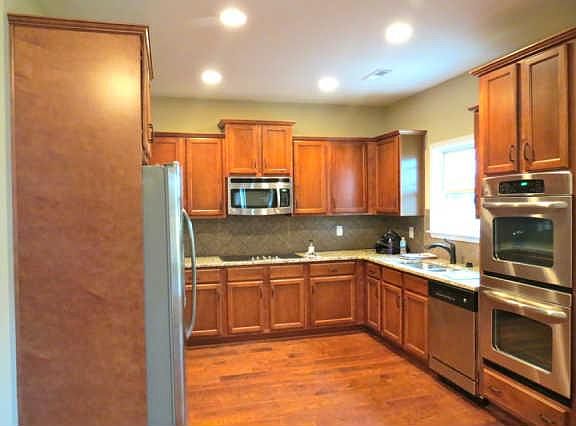 2nd image of 12 Rossivew Pl Lot 12