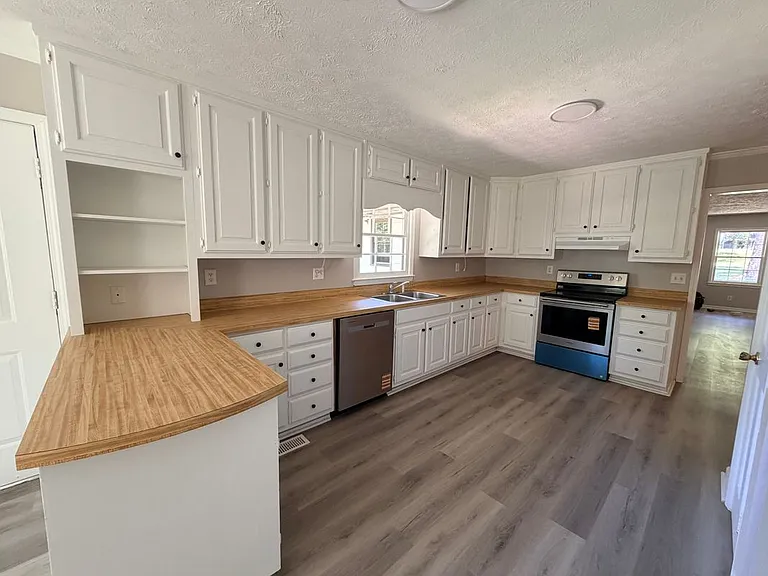 2079 McDaniels Bridge Rd SW — Photo 38